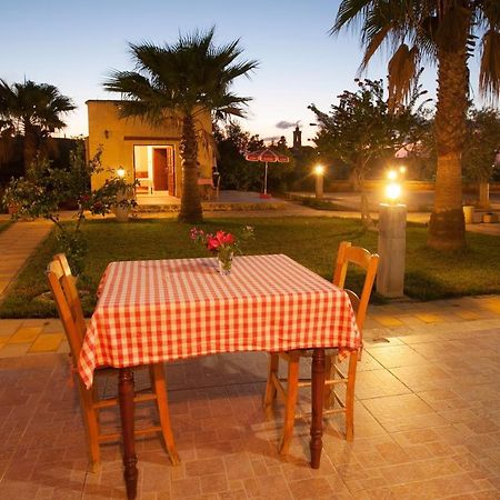 Glaro Garden Hotel Agia Trias Exterior foto